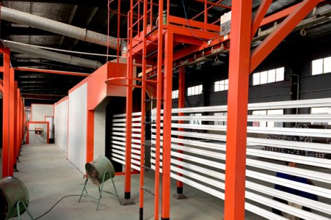 鋁材噴涂設備生產之間夾具需要注意的問題