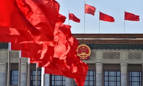 聚焦兩會 三大“熱詞”解讀中國式發展道路