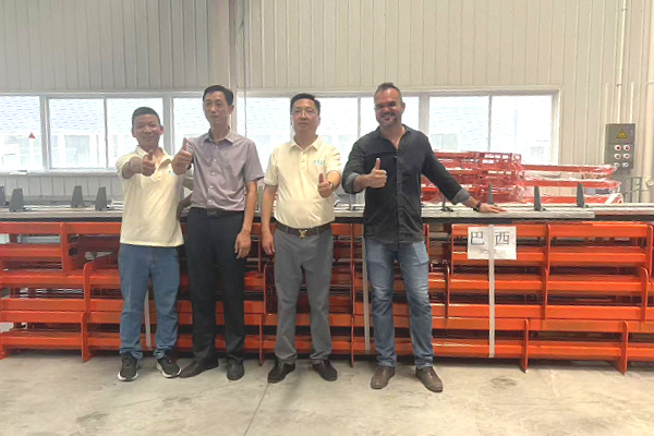 巴西客戶點贊:新月積放式噴涂線以硬核品質征服國際客戶! 巴西客戶點贊:新月積放式噴涂線以硬核品質征服國際客戶!